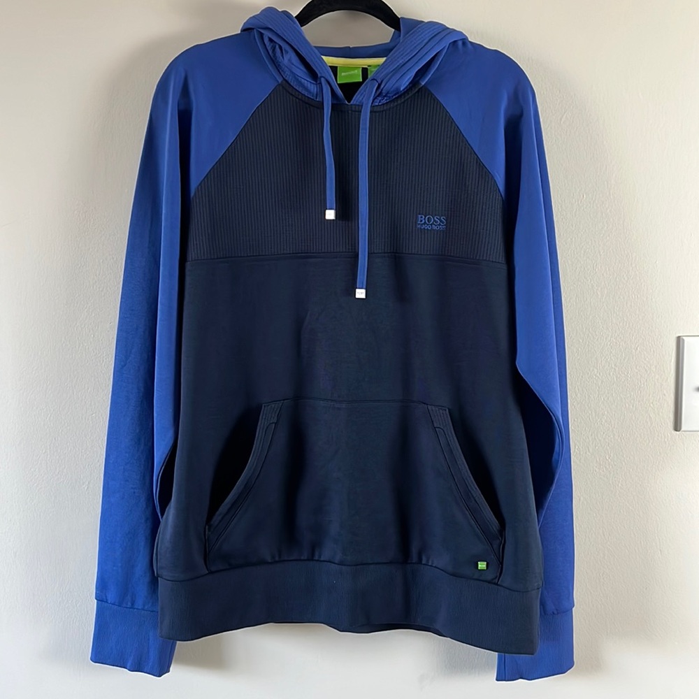 🌕Hugo Boss dark/light blue men XL size hoodie